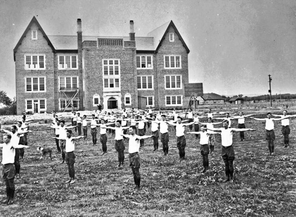 Schreiner-Institute-1920s