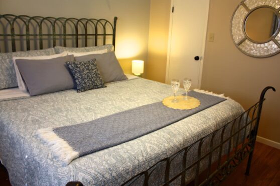 Bedroom at Carlton Club Inn