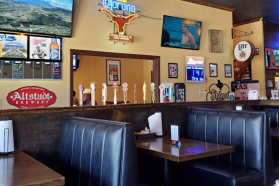 Brewdawgz Grille and Ale Dining Area with booth