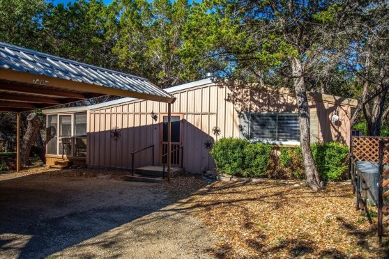 DUBL-C Guest House entrance