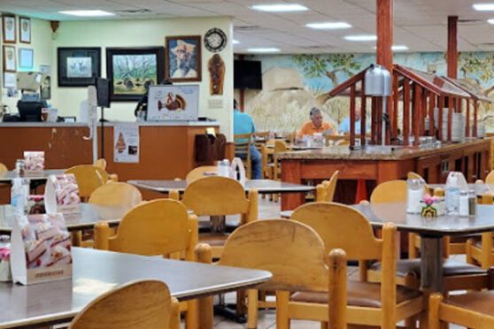 Del Norte Restaurant Dining Area