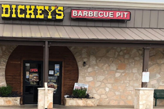 Dickeys Barbeque Pit Entrance