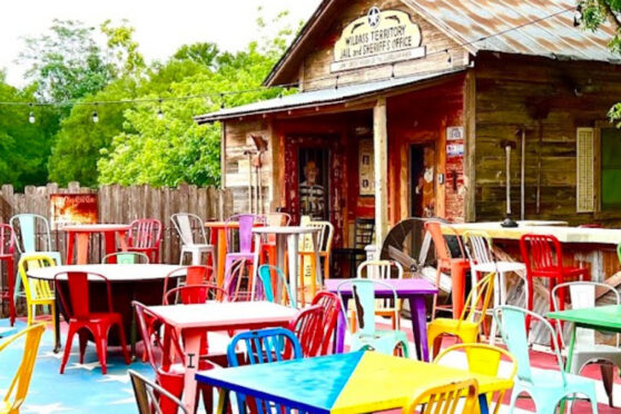 Howdy's Bar and Chill tables on patio