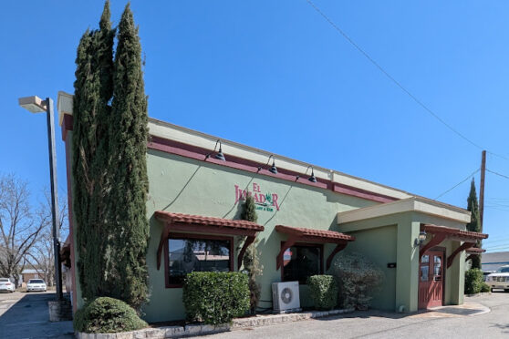 Los Jimadores Mexican Grill and Bar building