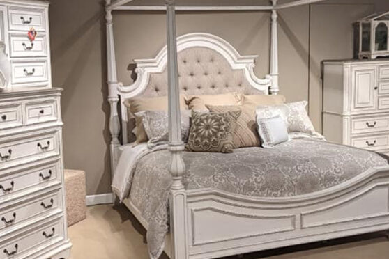 Moore's Home Furnishings bedroom