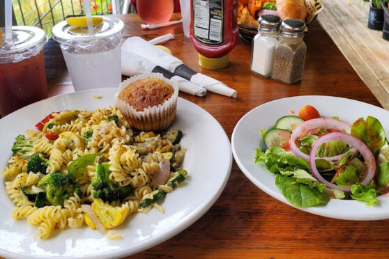 Pasta and salad entree