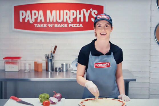 Papa Murphy pizza maker