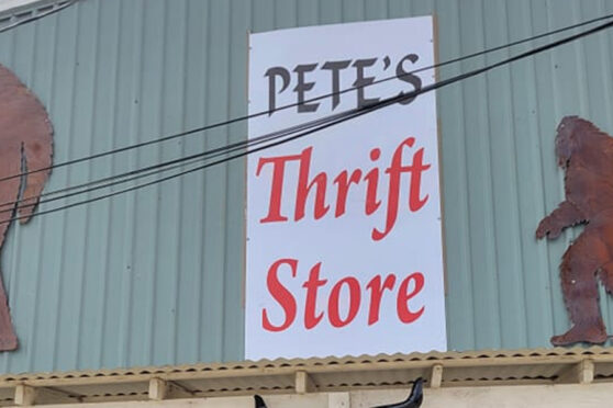 Petes Thrift Store sign