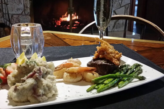 Pinnacle Grill & Chophouse steak entree