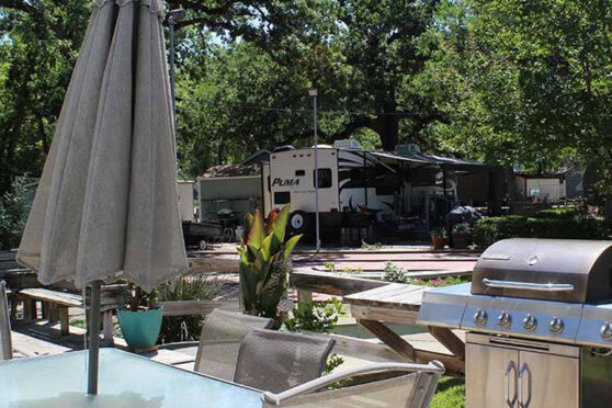 RV parking at Take-It-Easy RV Resort