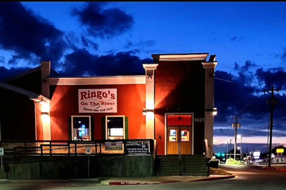 Ringo's on the River building