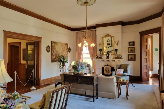 Schriener Mansion Seating area