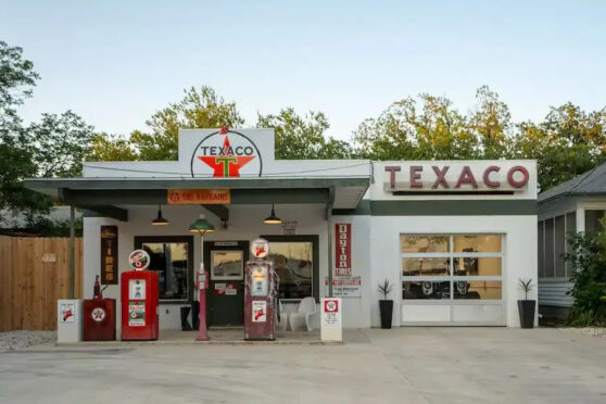 Texaco Airbnb front view