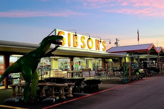 Entrance of Gibson's Discount Center