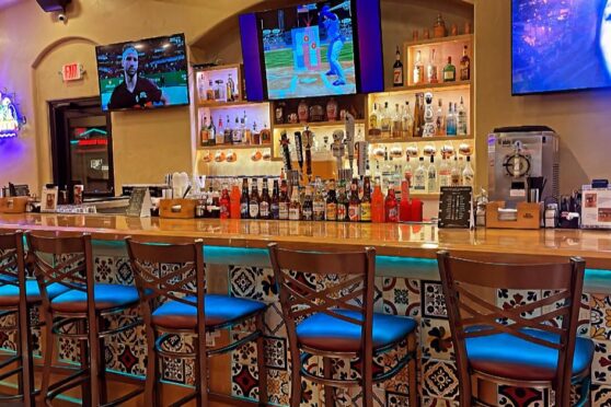 Cocktail bar at Acapulco Restaurant
