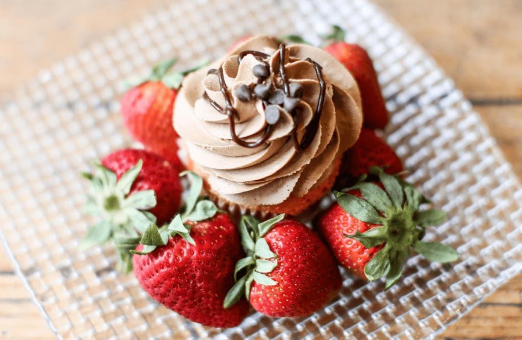 Choclate cupcake with strawberries