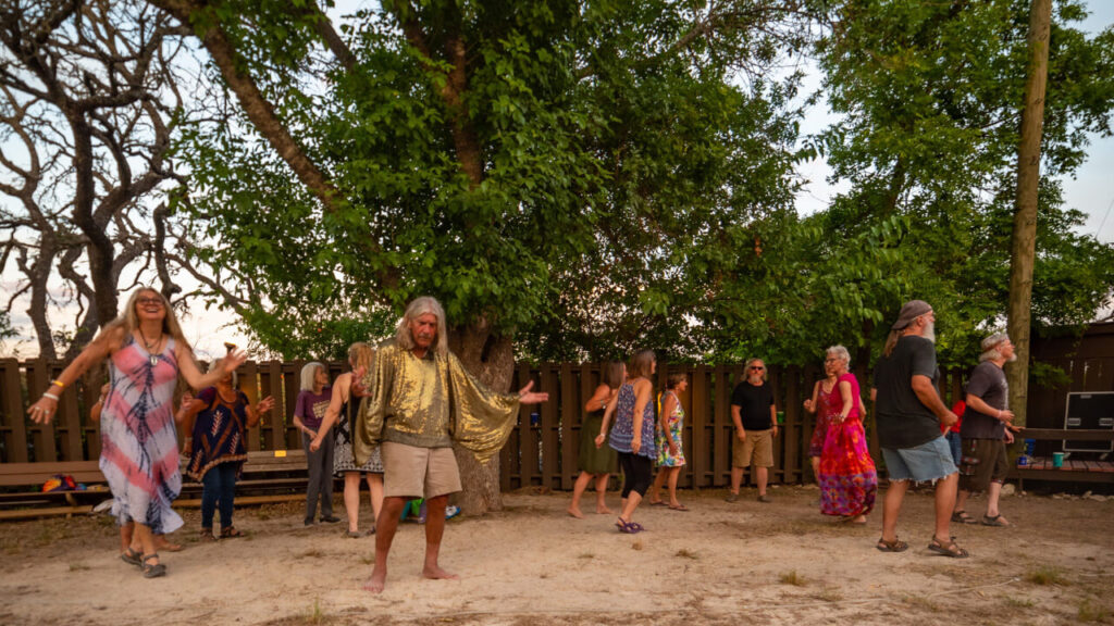 Folklife festival dancers