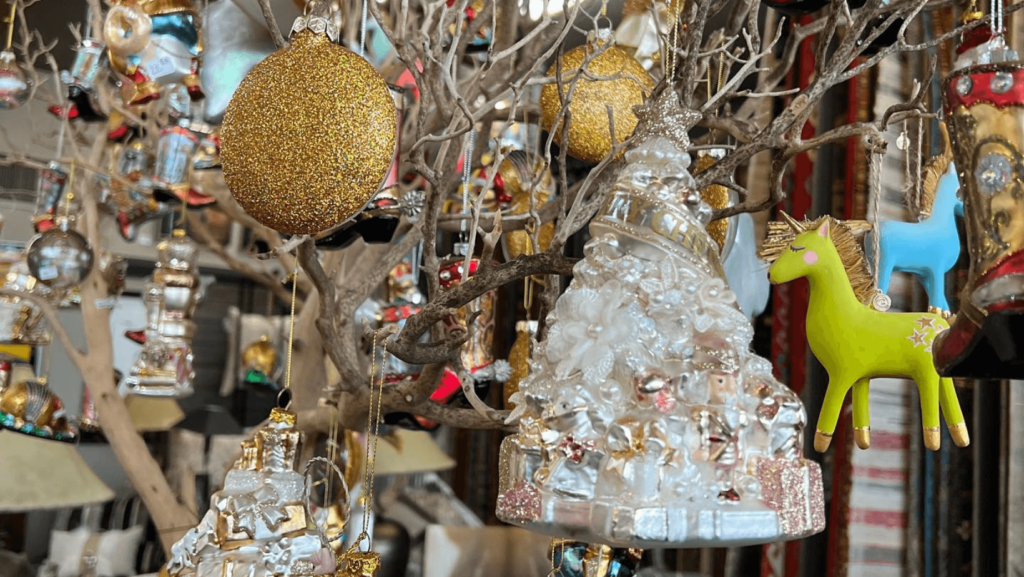 Hanging Holiday Decor at Rustic Elegance