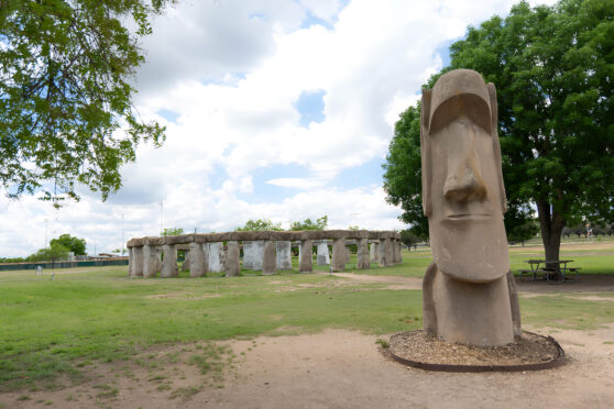Sculpture Stonehenge II and Easter Island Replicas